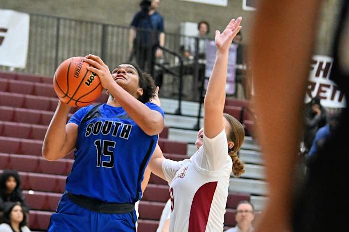 a South Medford Mission Hills girls basketball Oregon POA Holiday Classic December 30 2023 Leon Neuschwander 26